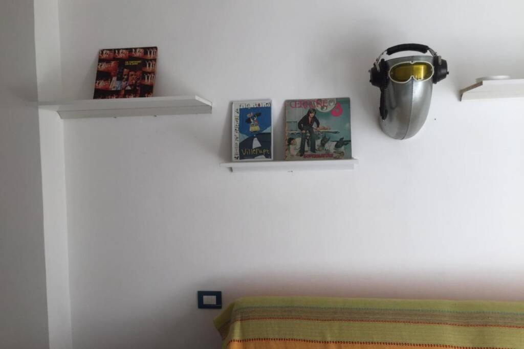Grand F2 60Mq Centre Antibes, Proche Plages, Commerces, 2 Balcons, Parking, Train, Bus, Deco Vintage, Pet Friendly, Ideal Famille Ou 1-2 Couples Экстерьер фото