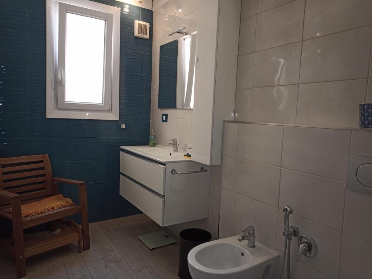 Grand F2 60Mq Centre Antibes, Proche Plages, Commerces, 2 Balcons, Parking, Train, Bus, Deco Vintage, Pet Friendly, Ideal Famille Ou 1-2 Couples Экстерьер фото