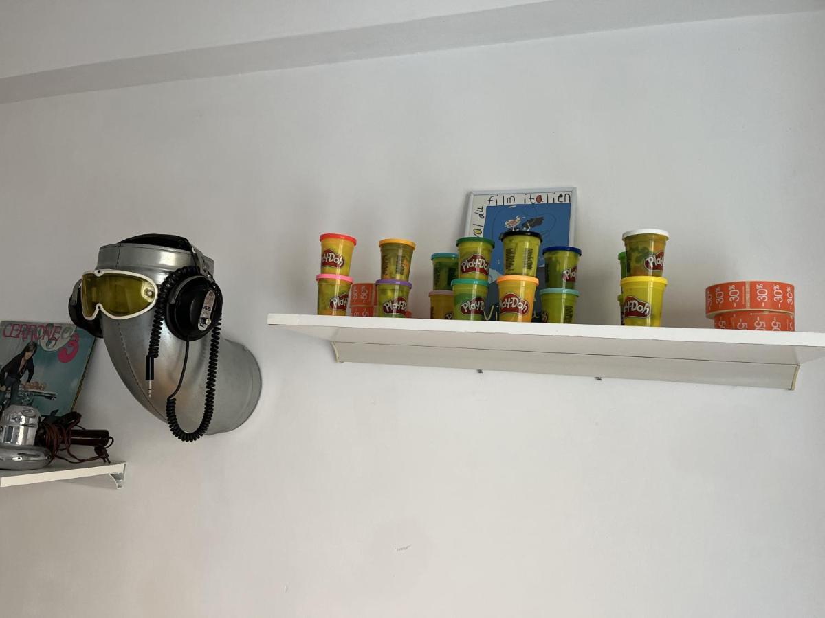 Grand F2 60Mq Centre Antibes, Proche Plages, Commerces, 2 Balcons, Parking, Train, Bus, Deco Vintage, Pet Friendly, Ideal Famille Ou 1-2 Couples Экстерьер фото