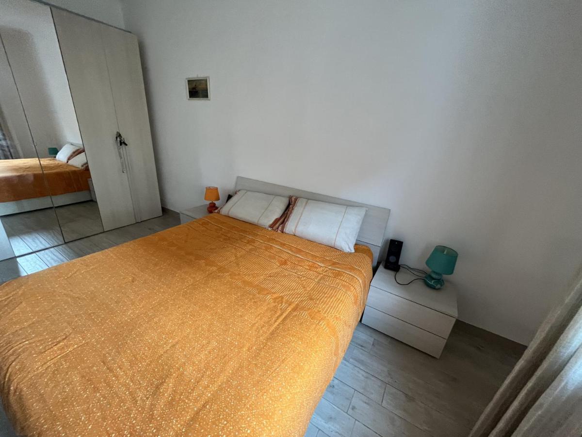 Grand F2 60Mq Centre Antibes, Proche Plages, Commerces, 2 Balcons, Parking, Train, Bus, Deco Vintage, Pet Friendly, Ideal Famille Ou 1-2 Couples Экстерьер фото